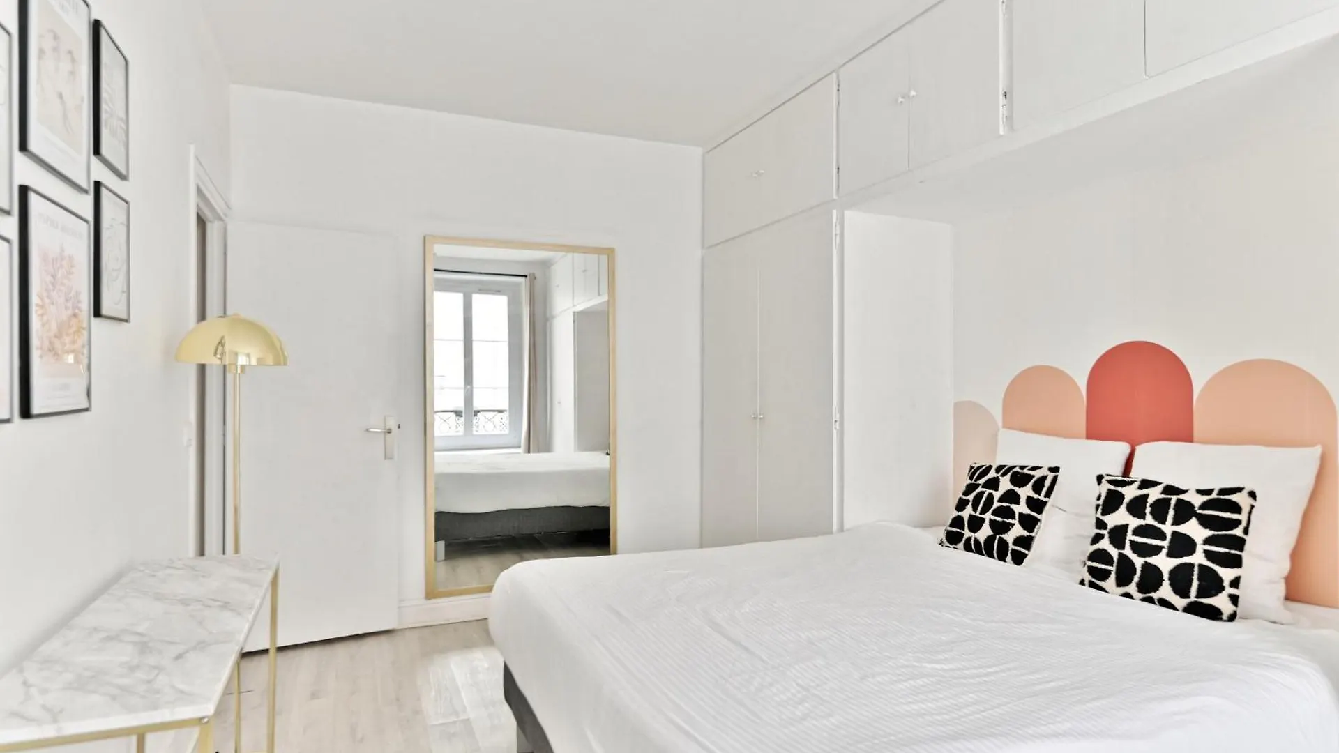 Appartement 2 Pieces #Toureiffel #Invalides Paris Apartment
