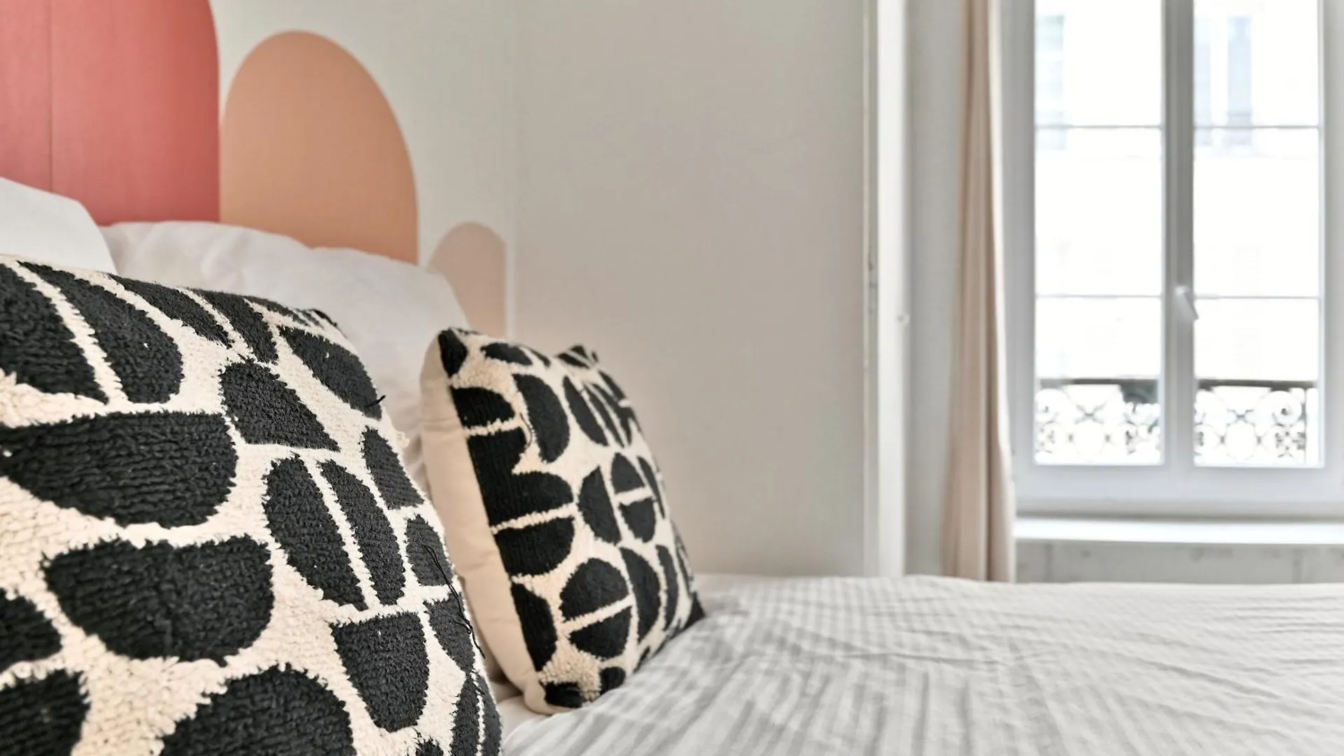 Appartement 2 Pieces #Toureiffel #Invalides Paris